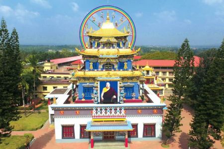 Golden Temple, Bylakuppe - Udupi Taxi Services