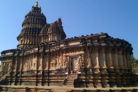 Sringeri Sharada Temple - Udupi Taxi Services